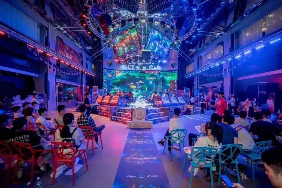 结合赛事广