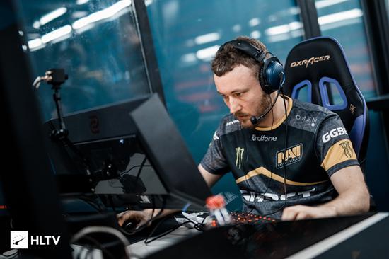 与多面手 与多面手