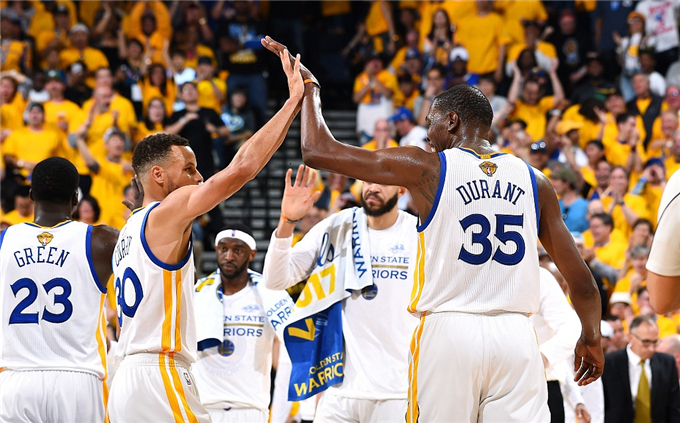 防守期的 防守期的