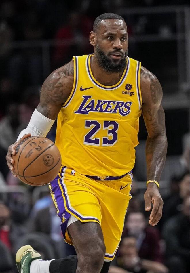 距离与侧翼 距离与侧翼